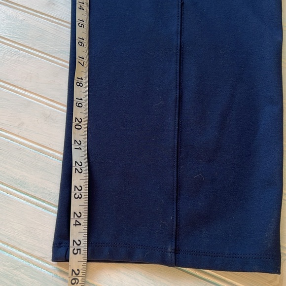 Old Navy Extra High-Waisted Stevie Straight Pull-on Pants - Picture 13 of 13